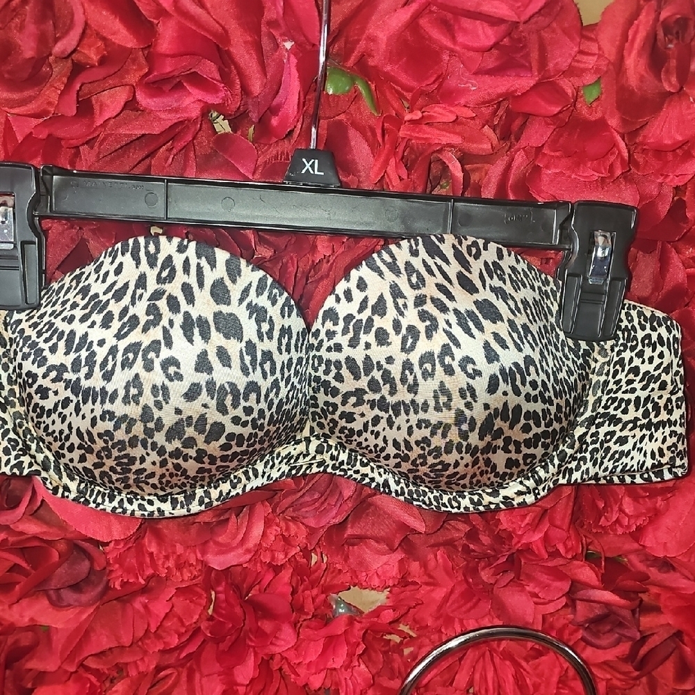 Victoria's Secret Very Sexy Women's Animal Print Strapless Bra Size 36B